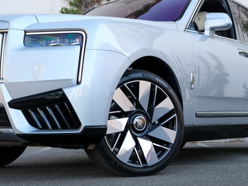 Image ROLLS-ROYCE Cullinan V12 6.75 Bi-Turbo 571ch