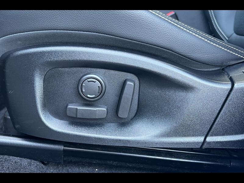 Image JAGUAR E-Pace P200 FlexFuel MHEV 200ch R-Dynamic S