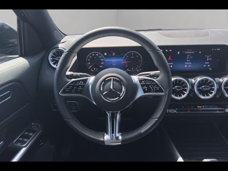 Image MERCEDES-BENZ GLA 200 d 150ch Progressive Line 8G-DCT
