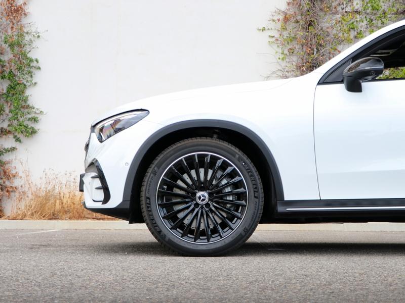 Image MERCEDES-BENZ Glc 220 d 4MATIC AMG Line
