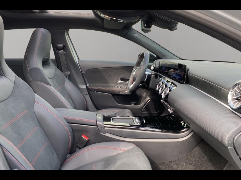 Image MERCEDES-BENZ Classe A 200 163ch AMG Line 7G-DCT