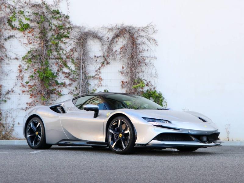 Image FERRARI SF90 STRADALE