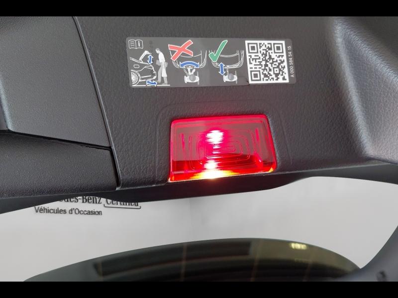 Image MERCEDES-BENZ GLA 200 d 150ch AMG Line 8G-DCT