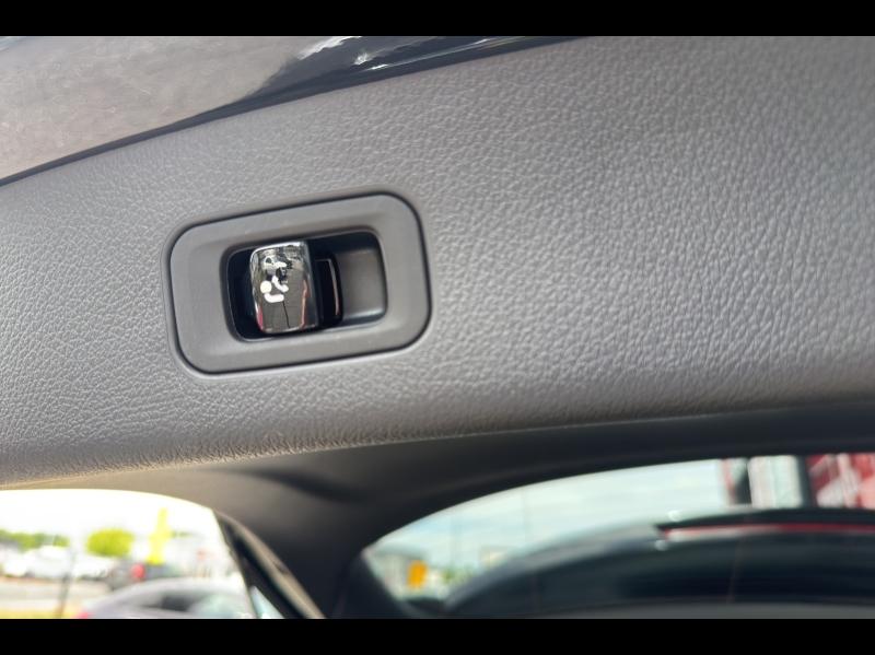 Image MERCEDES-BENZ GLC 220 d 197ch AMG Line 4Matic 9G-Tronic