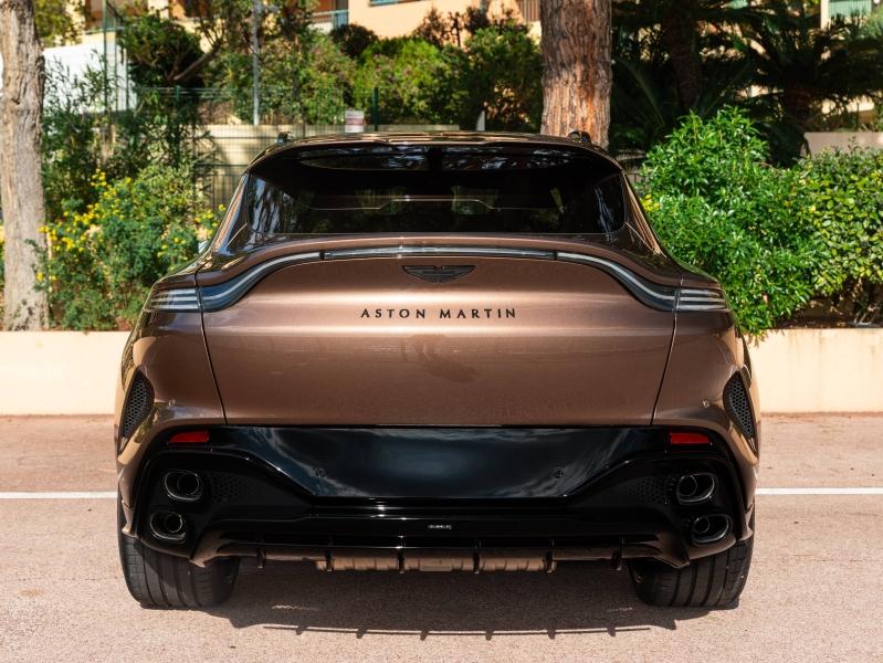 Image ASTON MARTIN DBX S SUV