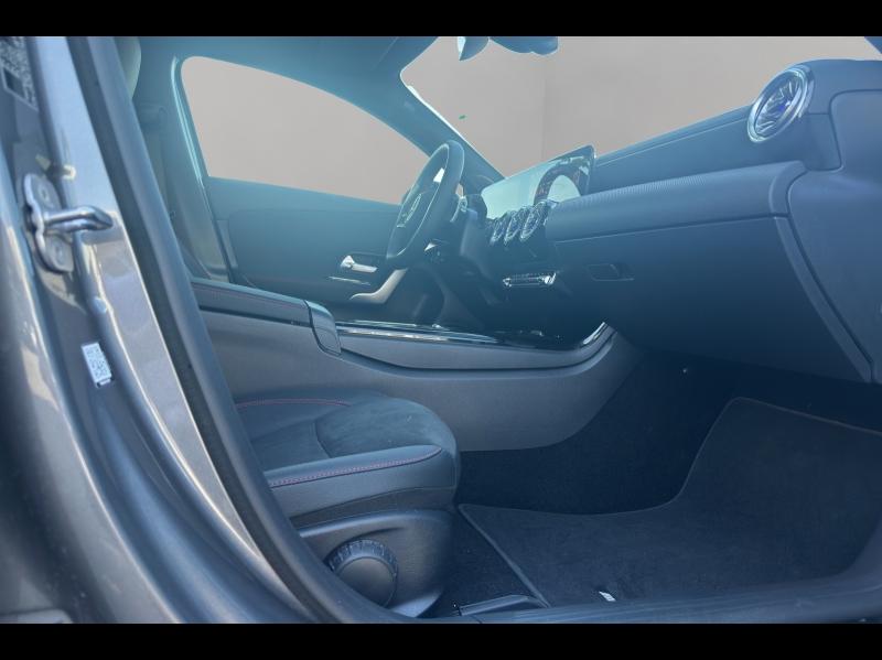 Image MERCEDES-BENZ Classe A 180 136ch AMG Line 7G-DCT