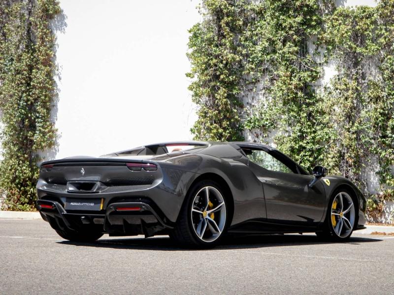 Image FERRARI 296 GTS Hybride