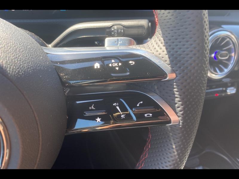 Image MERCEDES-BENZ Classe A 200 163ch AMG Line 7G-DCT