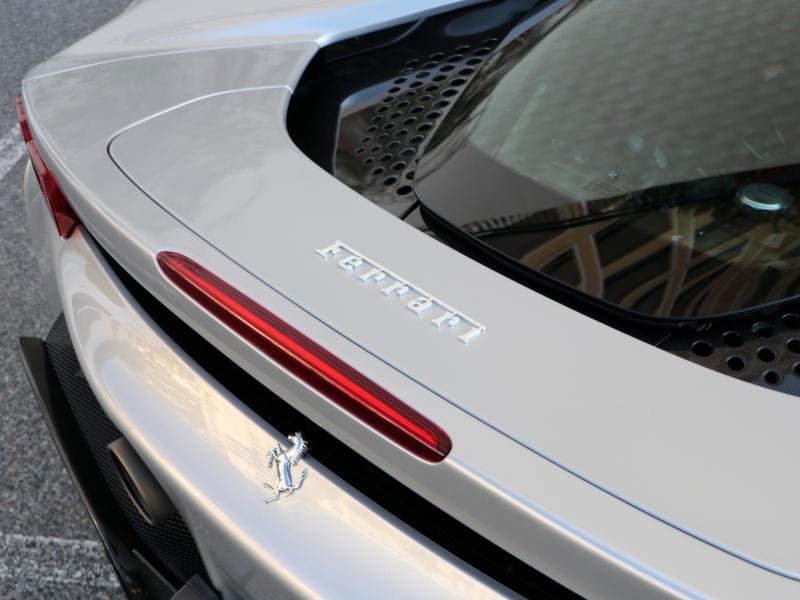Image FERRARI SF 90 STRADALE