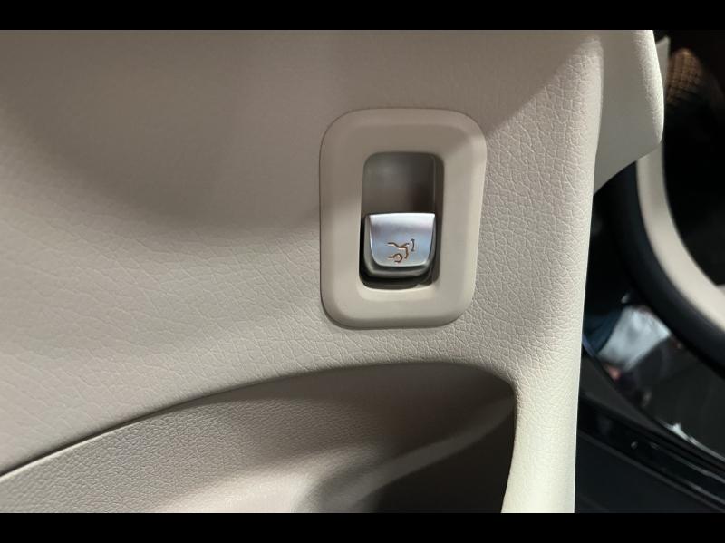 Image MERCEDES-BENZ GLC 220 d 170ch Fascination 4Matic 9G-Tronic