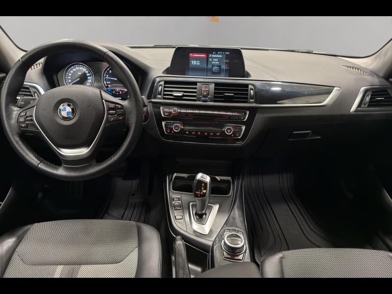 Image BMW Série 1 120iA 184ch UrbanChic 5p