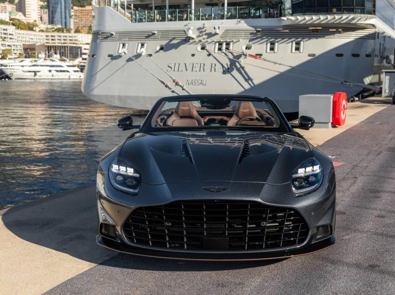 Image ASTON MARTIN VANQUISH VOLANTE VOLANTE