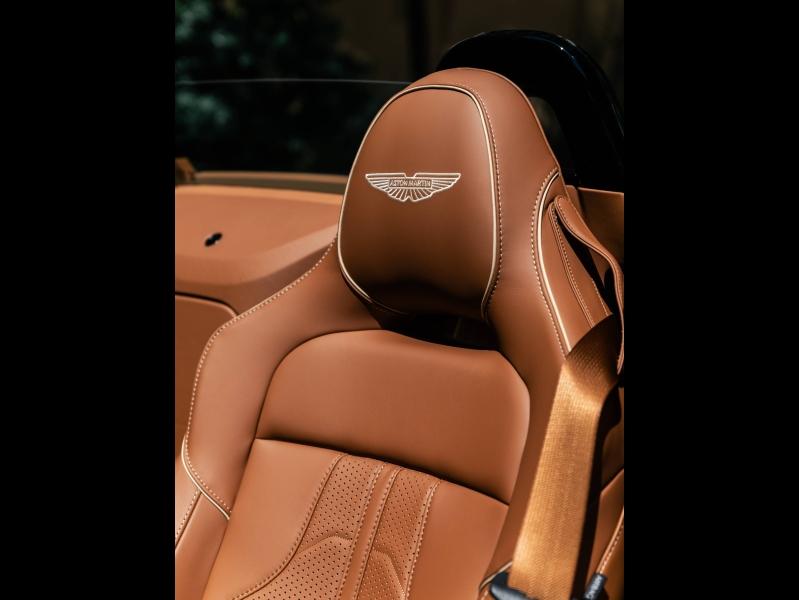 Image ASTON MARTIN VANTAGE ROADSTER ROADSTER