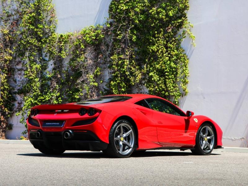 Image FERRARI F8 TRIBUTO V8 Biturbo 3.9