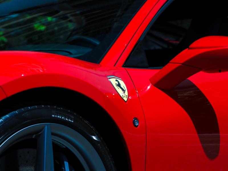 Image FERRARI F8 TRIBUTO V8 Biturbo 3.9