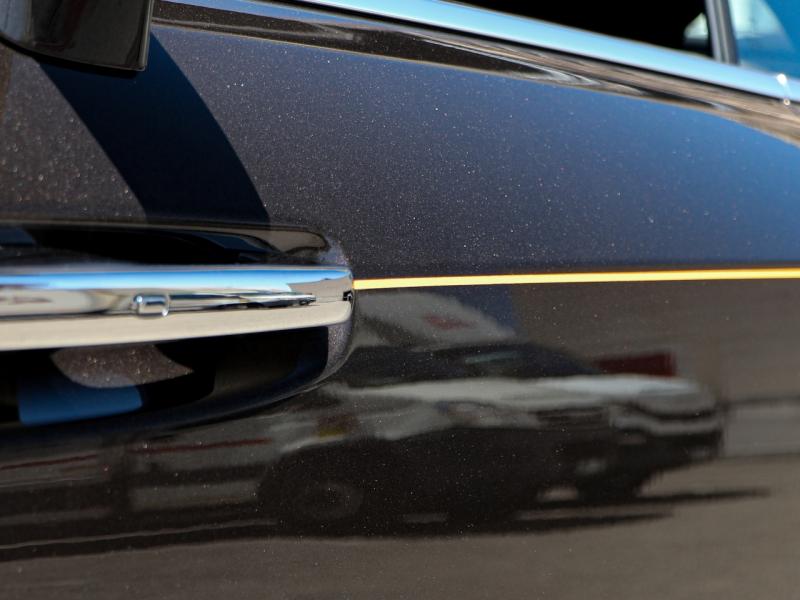Image ROLLS ROYCE SPECTRE Silver Badge