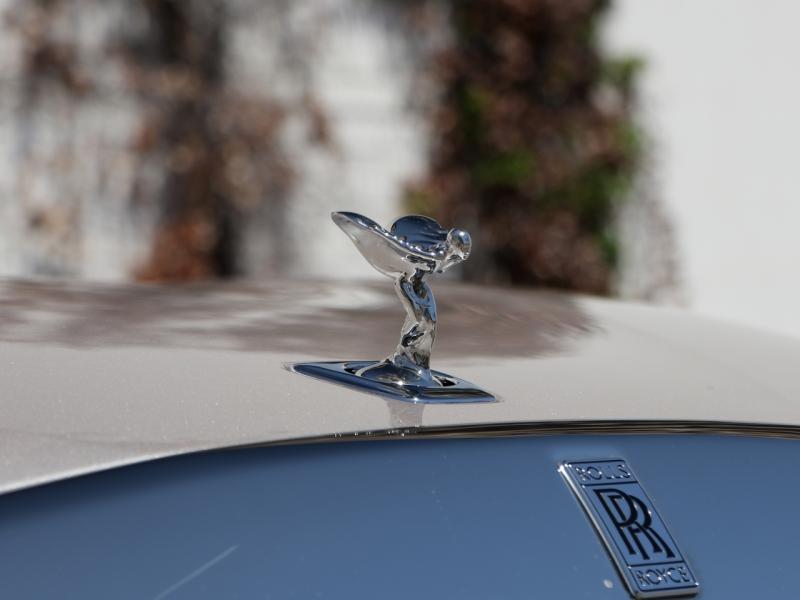 Image ROLLS ROYCE SPECTRE Silver Badge
