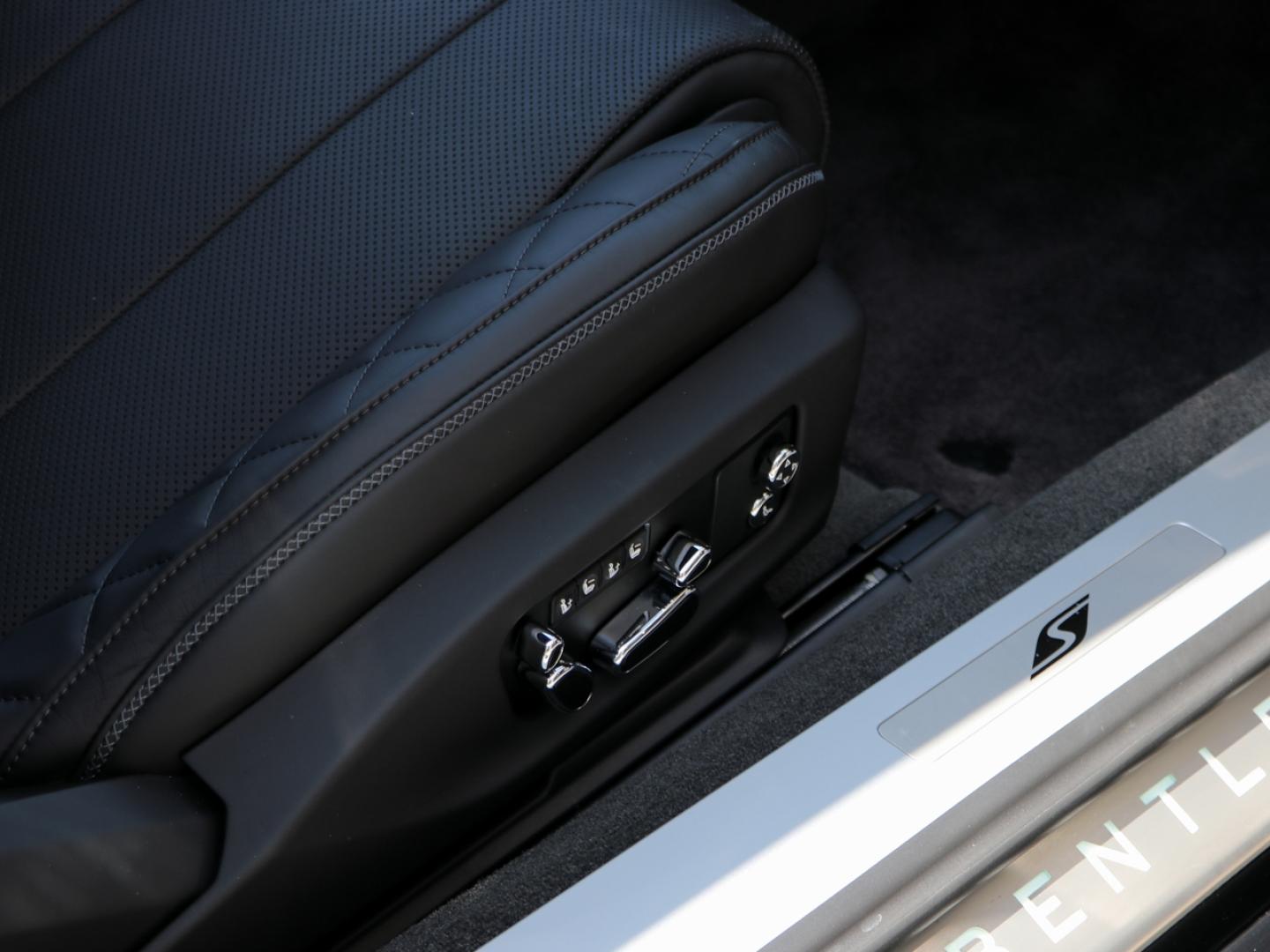 Image BENTLEY Continental GT S V8 4.0 550ch