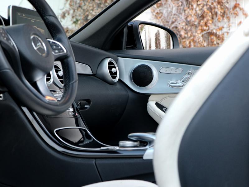 Image MERCEDES-BENZ Classe C Cabriolet 300 245ch Executive 9G-Tronic