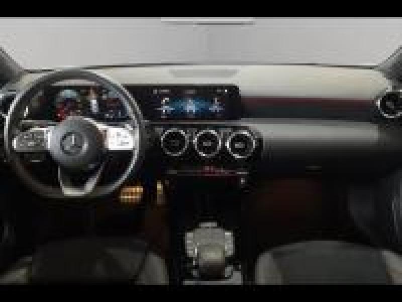 Image MERCEDES-BENZ Classe A 180d 116ch AMG Line 8G-DCT