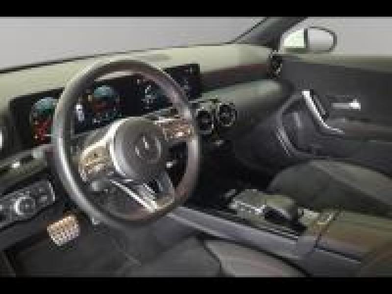 Image MERCEDES-BENZ Classe A 180d 116ch AMG Line 8G-DCT