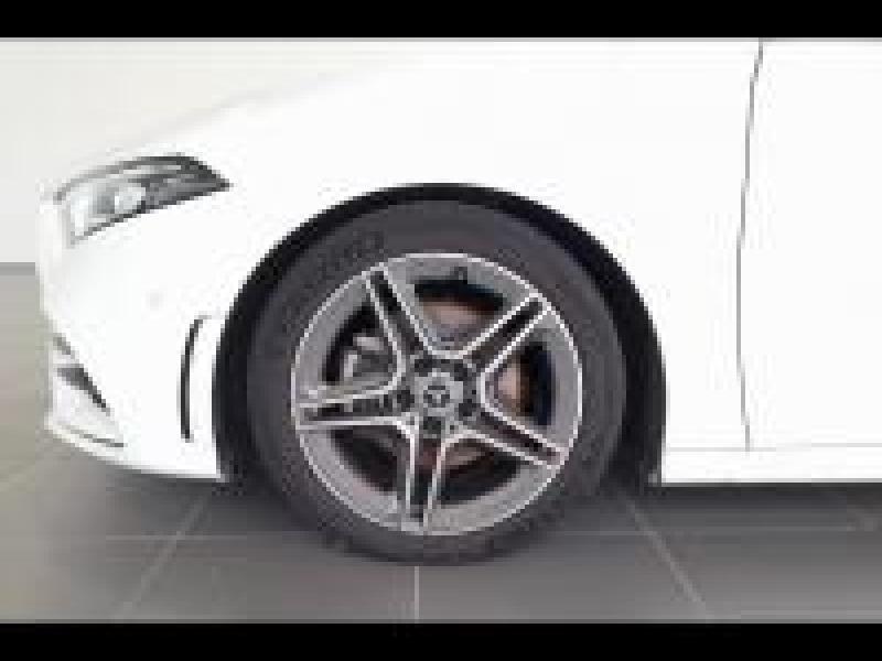 Image MERCEDES-BENZ Classe A 180d 116ch AMG Line 8G-DCT