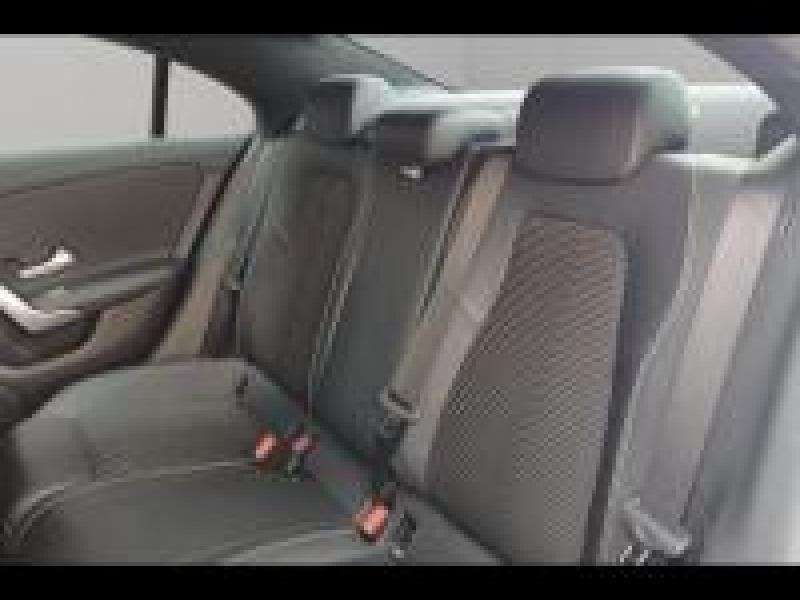 Image MERCEDES-BENZ CLA 200 d 150ch Business Line 8G-DCT