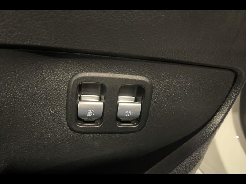 Image MERCEDES-BENZ Classe C 300 e 204+129ch AMG Line