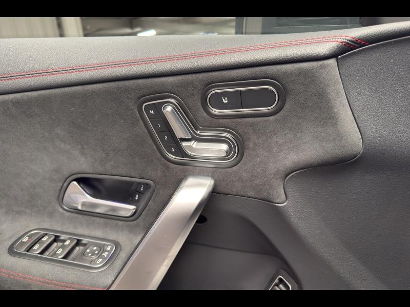 Image MERCEDES-BENZ CLA 220 d 190ch AMG Line 8G-DCT