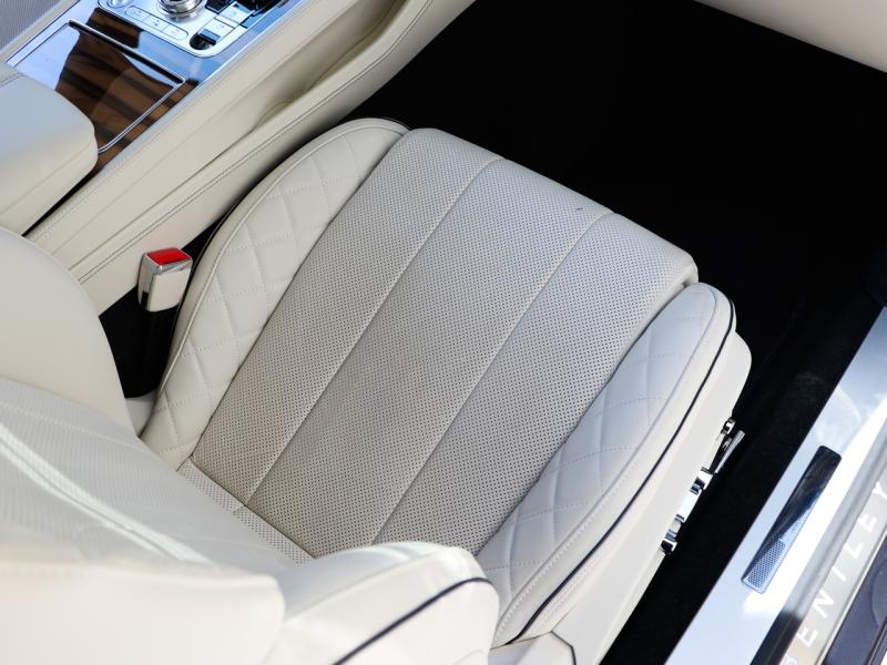 Image BENTLEY Continental GT V8 4.0 550ch