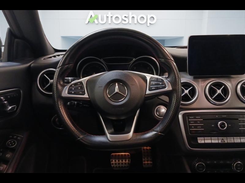 Image MERCEDES-BENZ CLA 220 d Fascination 7G-DCT