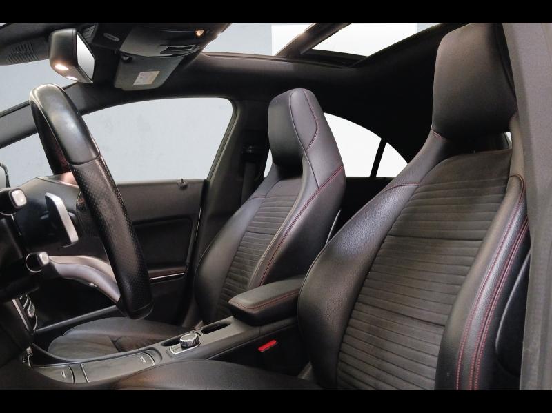 Image MERCEDES-BENZ CLA 220 d Fascination 7G-DCT