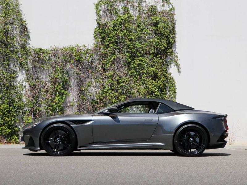 Image ASTON MARTIN DBS Volante V12 5.2 725ch Superleggera BVA8