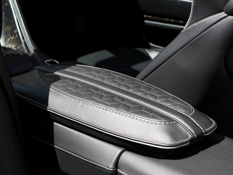 Image ASTON MARTIN DBS Volante V12 5.2 725ch Superleggera BVA8