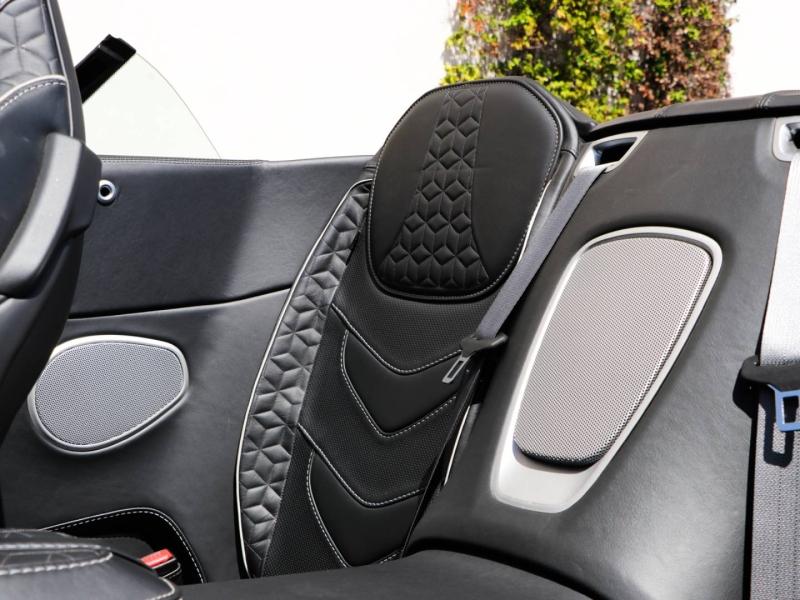 Image ASTON MARTIN DBS Volante V12 5.2 725ch Superleggera BVA8