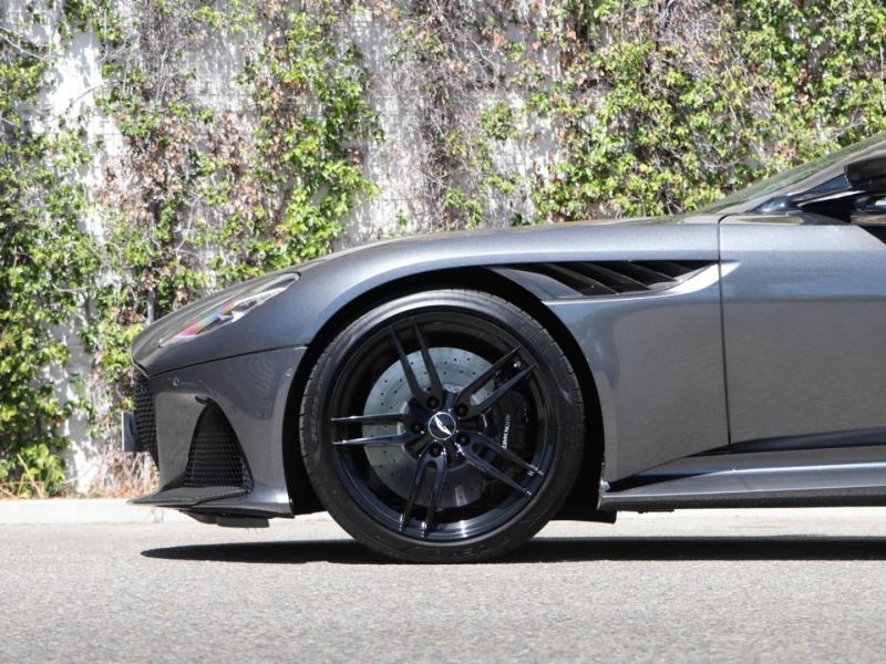 Image ASTON MARTIN DBS Volante V12 5.2 725ch Superleggera BVA8