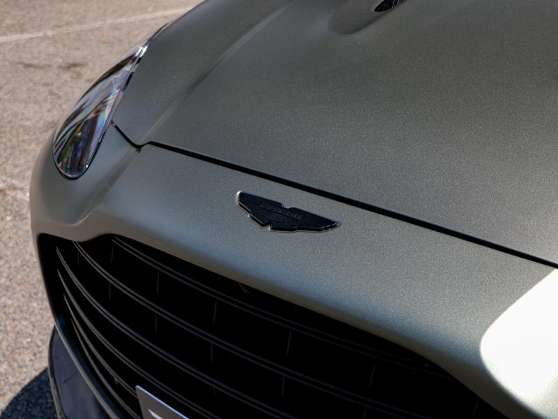 Image ASTON MARTIN DBX 4.0 V8 biturbo 707ch BVA9