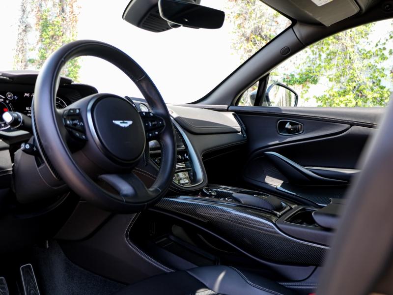 Image ASTON MARTIN DBX 4.0 V8 biturbo 707ch BVA9