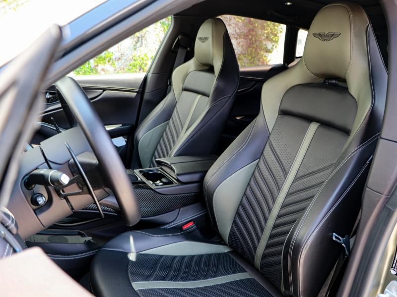 Image ASTON MARTIN DBX 4.0 V8 biturbo 707ch BVA9