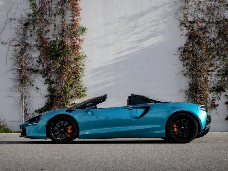 Image MCLAREN ARTURA SPIDER 700ch