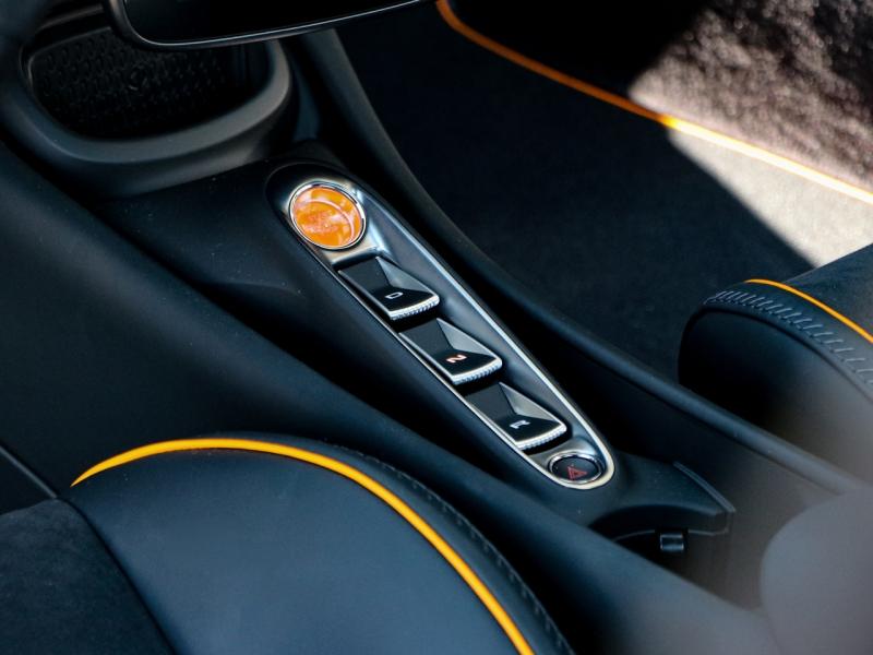Image MCLAREN ARTURA SPIDER 700ch