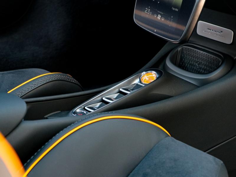 Image MCLAREN ARTURA SPIDER 700ch