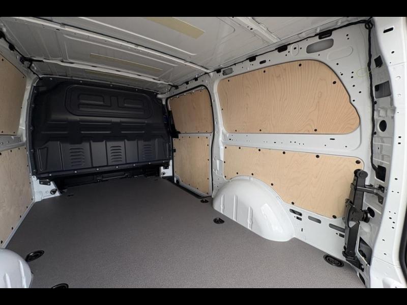 Image MERCEDES-BENZ Vito Fg eVito 129 204ch Long batterie 90 kWh