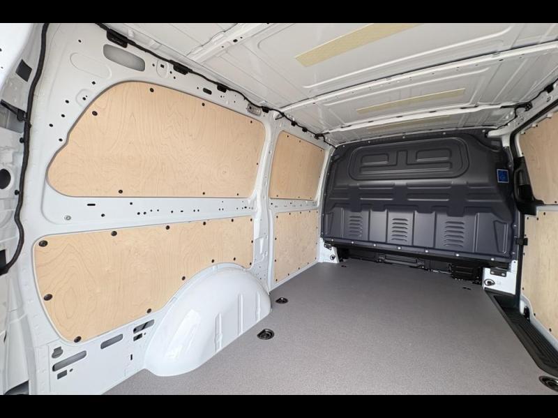 Image MERCEDES-BENZ Vito Fg eVito 129 204ch Long batterie 90 kWh
