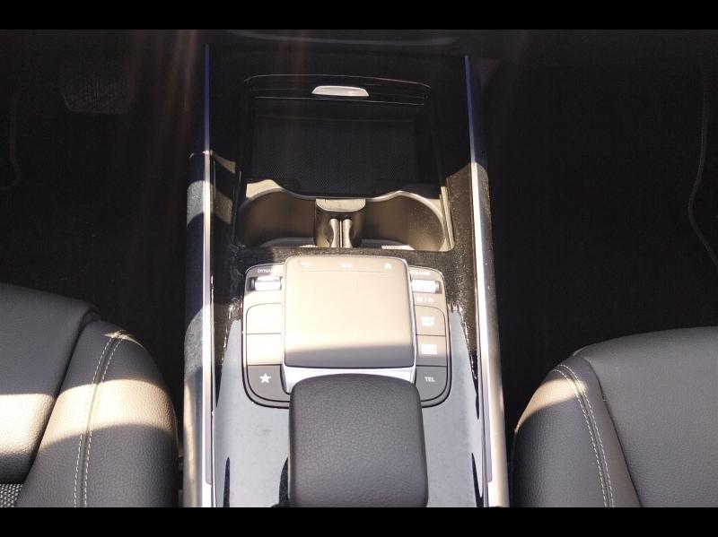 Image MERCEDES-BENZ GLA 200 d 150ch Business Line 8G-DCT