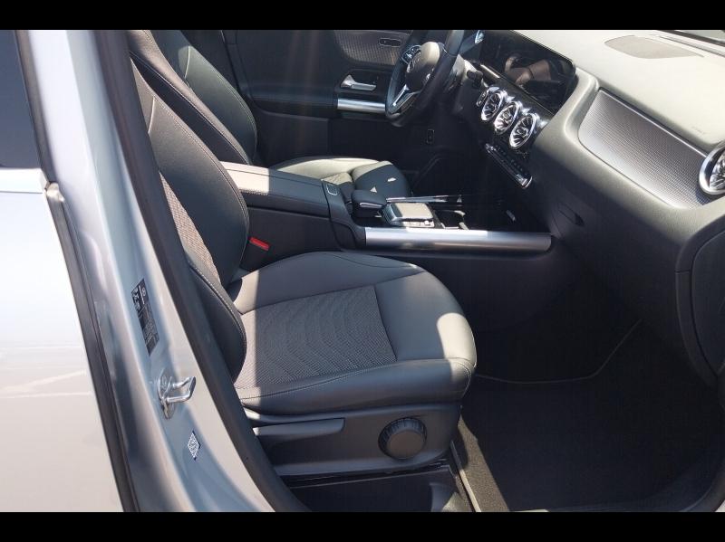 Image MERCEDES-BENZ GLA 200 d 150ch Business Line 8G-DCT