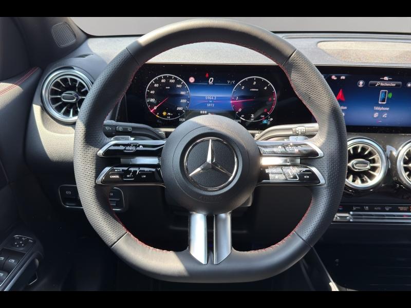 Image MERCEDES-BENZ GLB 200 d 150ch AMG Line 8G-DCT