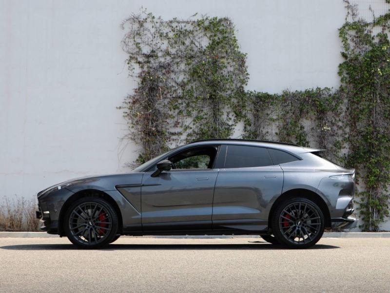 Image ASTON MARTIN DBX 4.0 V8 biturbo 707ch BVA9