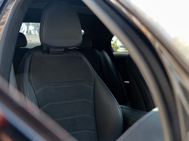 Image MERCEDES-BENZ Classe E 300 e 204+129ch AMG Line 9G-Tronic