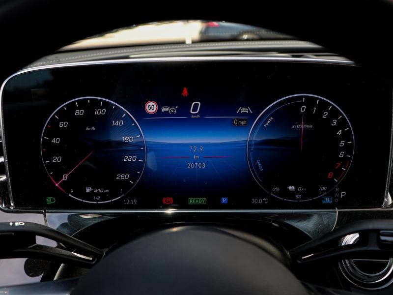 Image MERCEDES-BENZ Classe E 300 e 204+129ch AMG Line 9G-Tronic